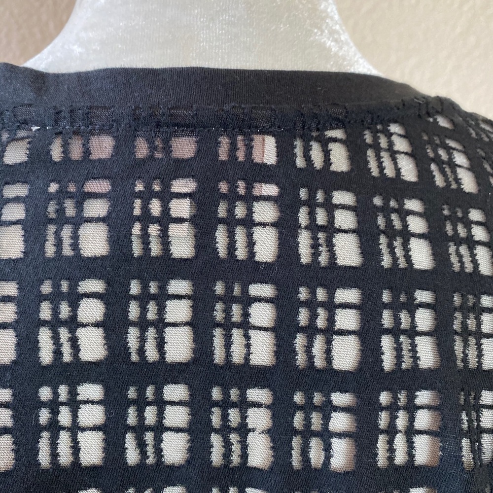 Ann Taylor Loft Black Sheer Grid Pattern T-Shirt Style Top Size Small - Picture 9 of 10